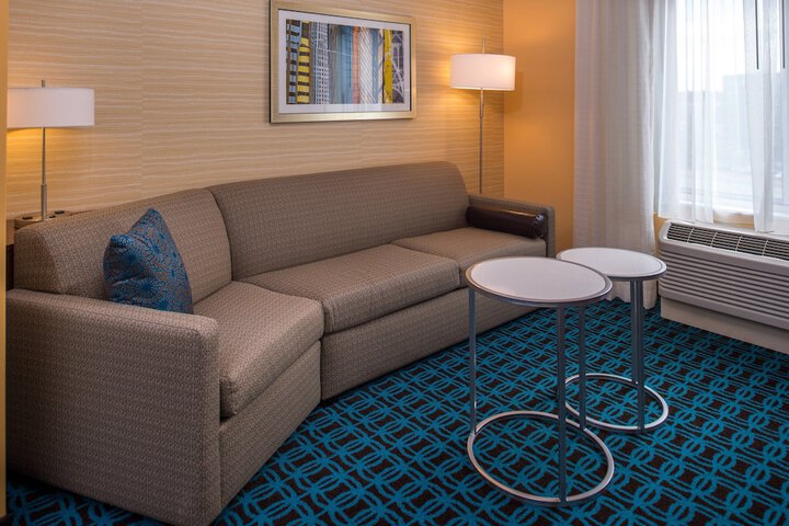 Fairfield Inn & Suites St. Louis Westport