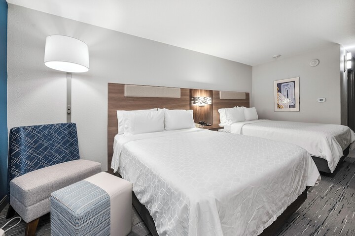 Holiday Inn Express Palestine by IHG