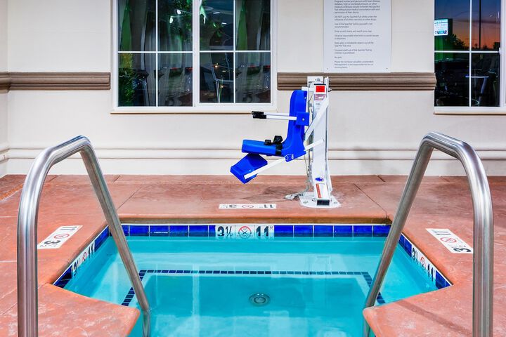 Pool 9 of 43