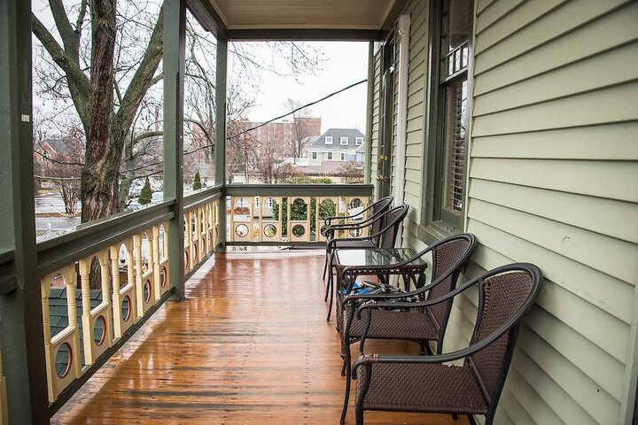 Vandiver Inn