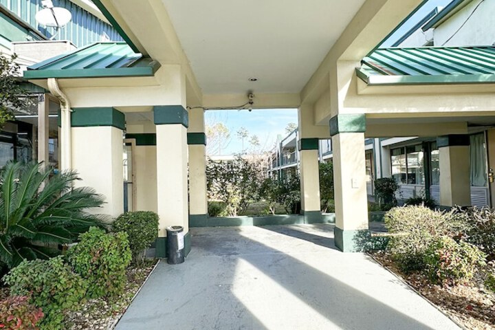 Hotel 14 of 95