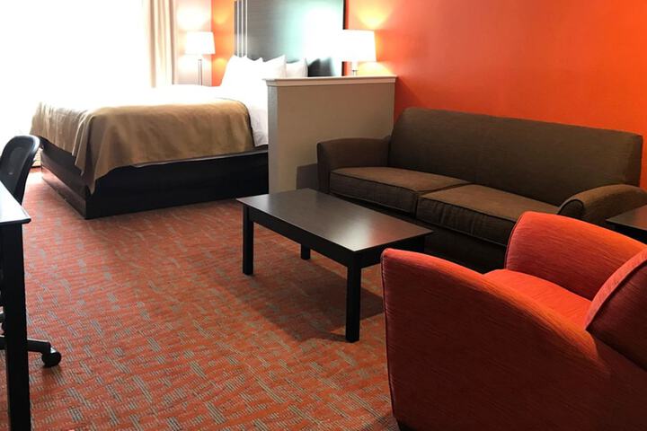 Room 18 of 37