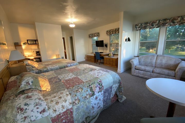Room 46 of 104