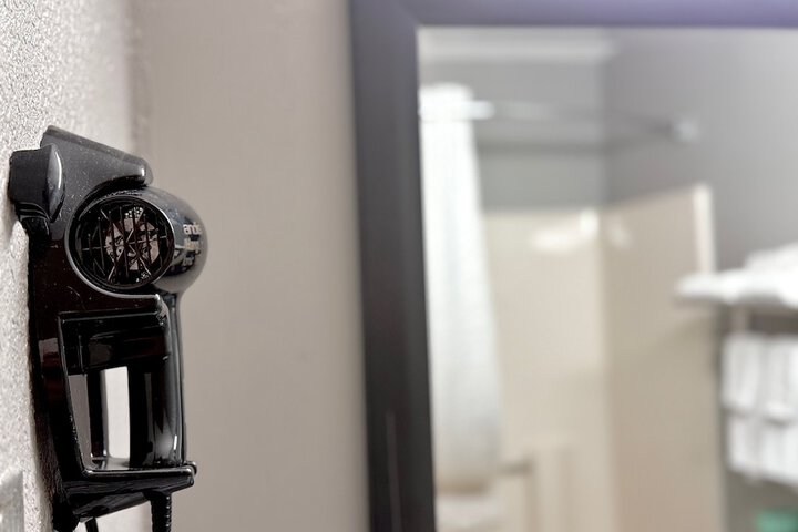 Room 18 of 39