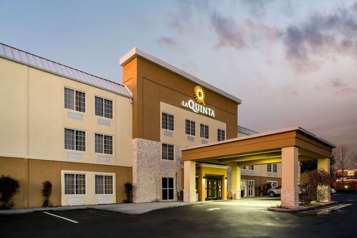Hotel 3 of 51