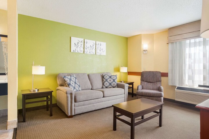 Room 40 of 56