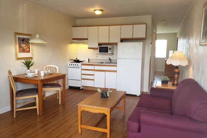 Room 13 of 20