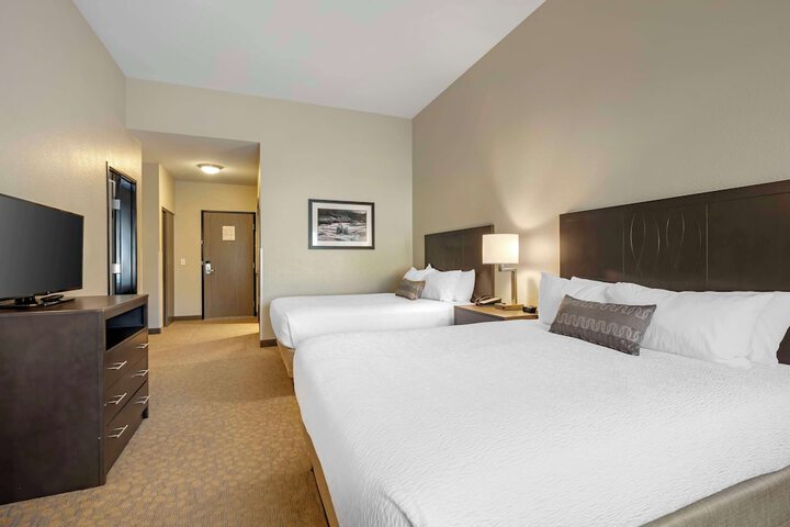 Room 40 of 77
