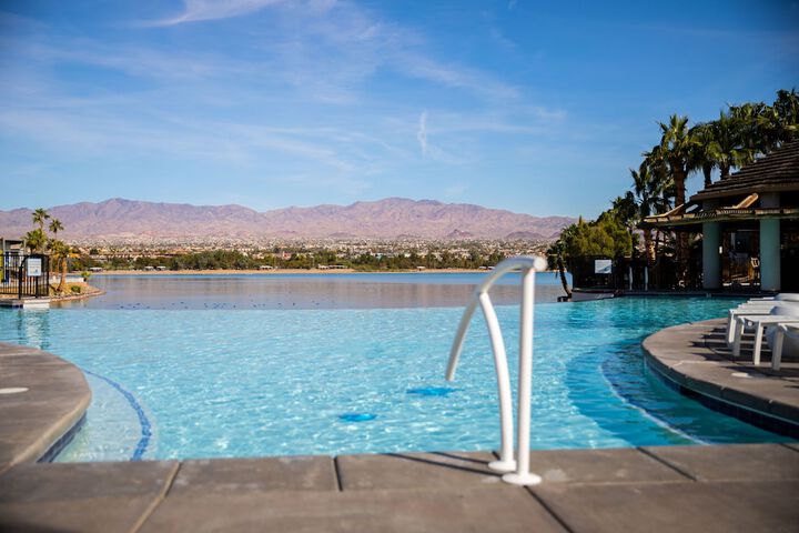 Pool 13 of 73