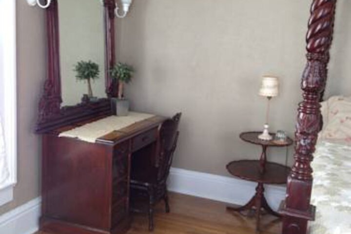 1829 FEDERAL INN