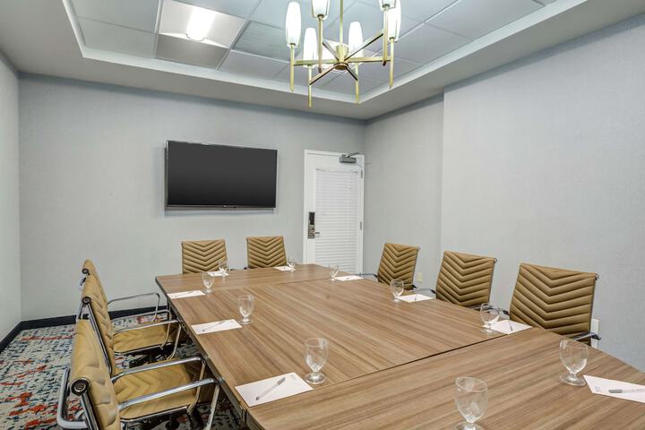 Hilton Garden Inn Boston / Waltham