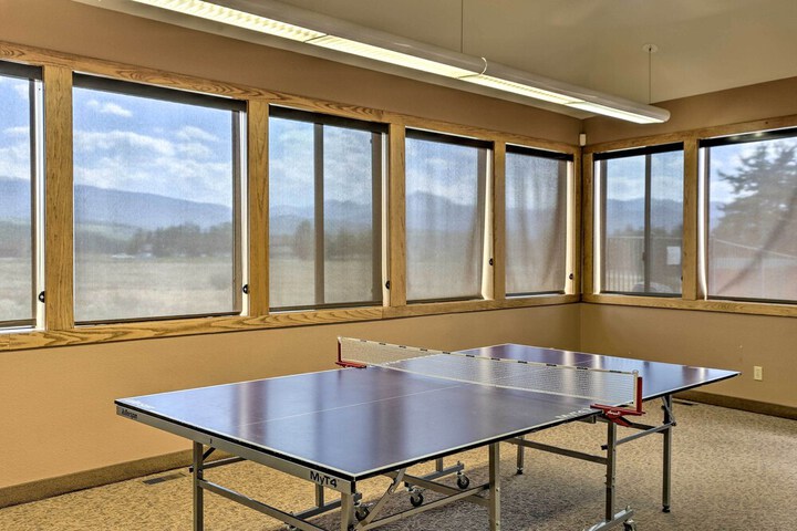 Cozy Fraser Mtn Retreat w / Shuttle to Winter Park