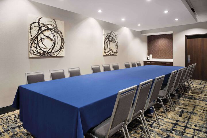 Homewood Suites by Hilton Denver Downtown-Convention Center