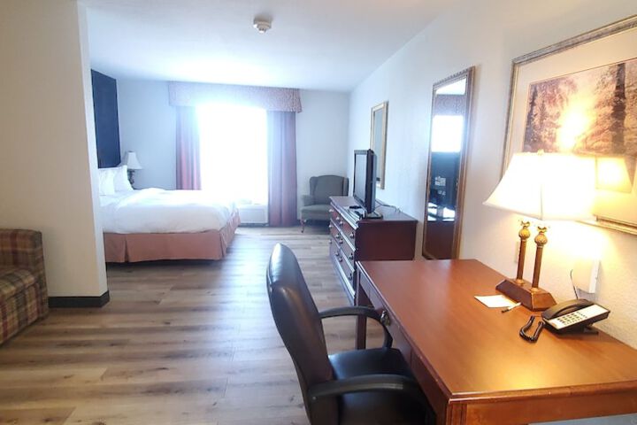 Room 26 of 47