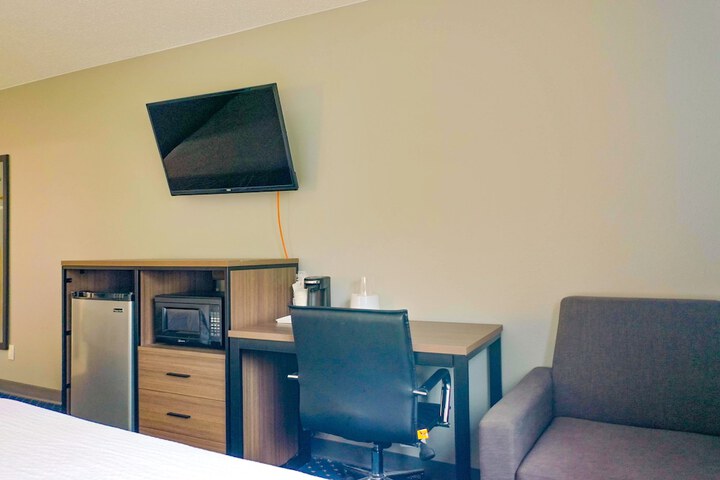 Room 22 of 40
