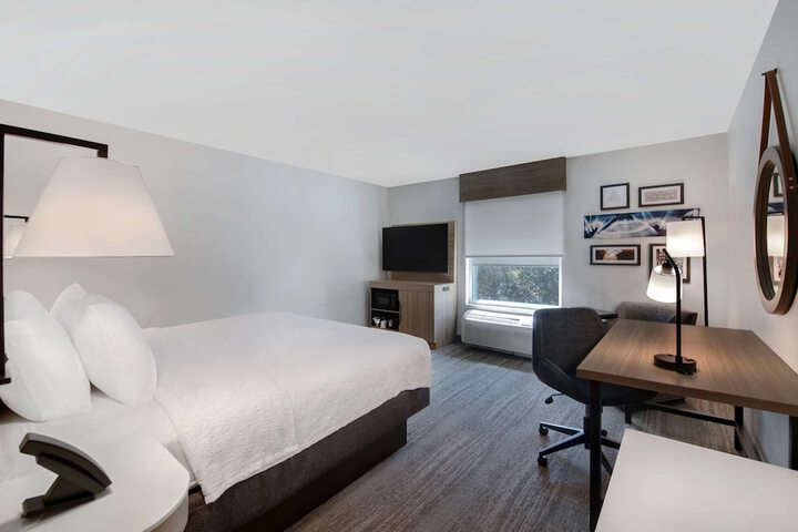 Hampton Inn Anderson / Alliance Business Park