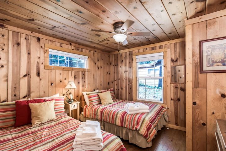 Room 2 of 20