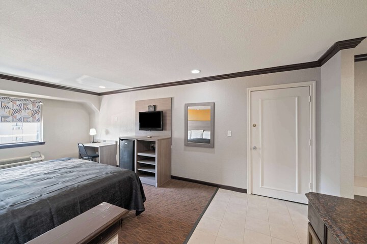 Americas Best Value Inn & Suites Brenham
