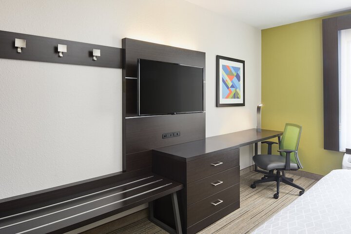 Holiday Inn Express Hotel & Suites Port Richey by IHG