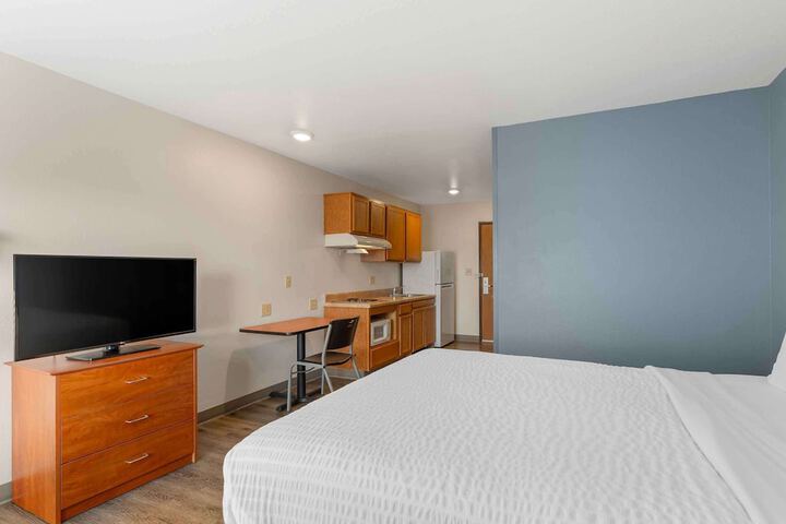 Room 16 of 32