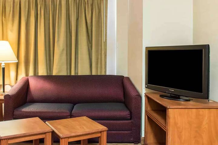 Room 21 of 29