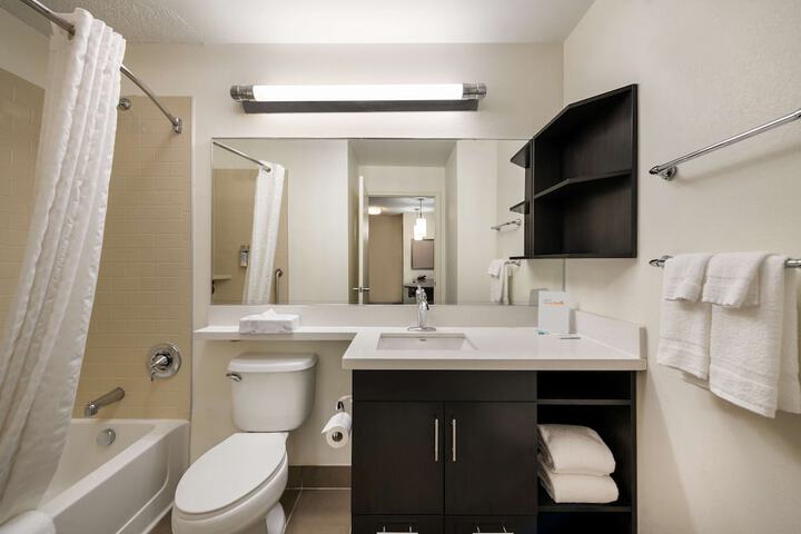 Room 7 of 39