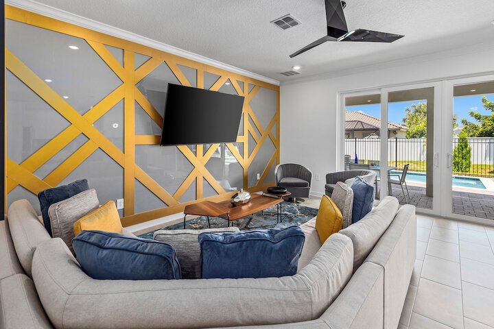 Harbor Island Beach Club Homes by Villatel