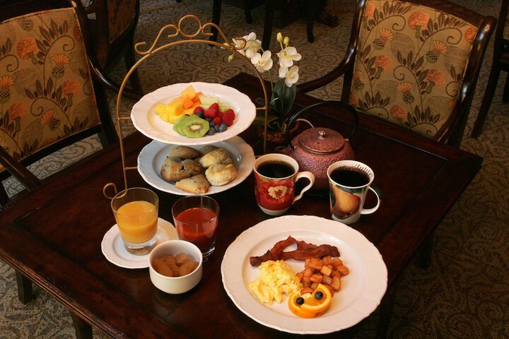 Breakfast/Coffee Service 56 of 70