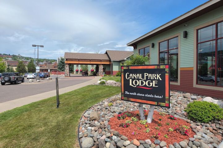 Canal Park Lodge