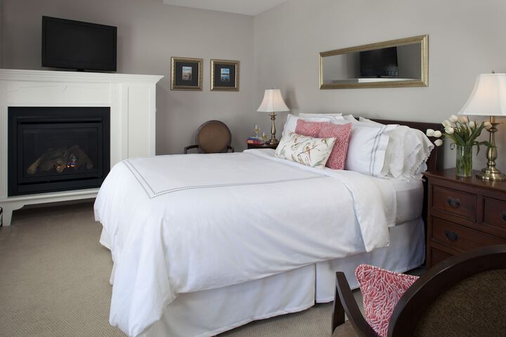 Brewster House Bed & Breakfast