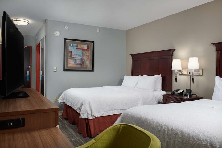 Room 32 of 85