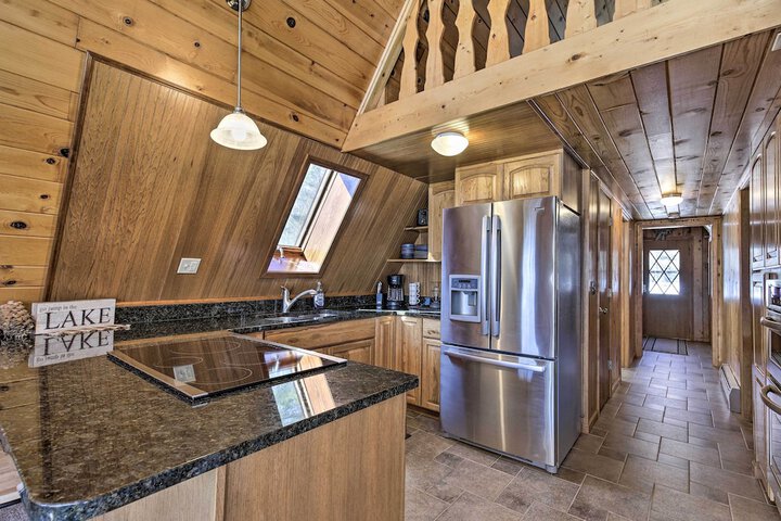 A-frame Cabin w / Private Boat Dock!