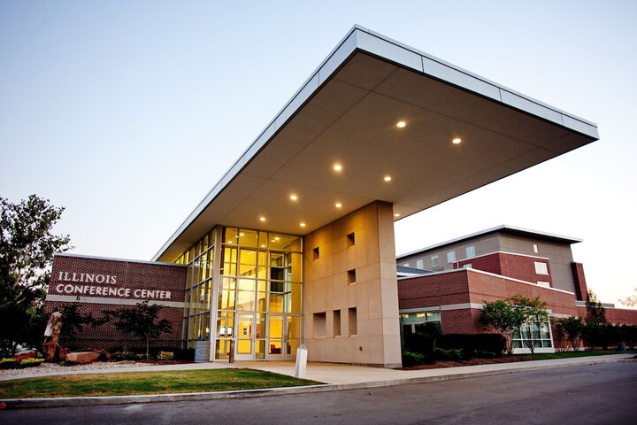 I Hotel & Illinois Conference Center