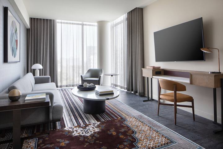 Room 21 of 81