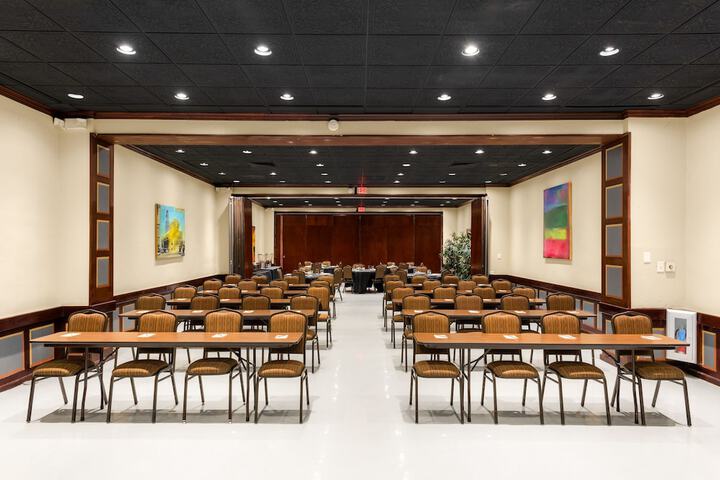 Room 106 of 250