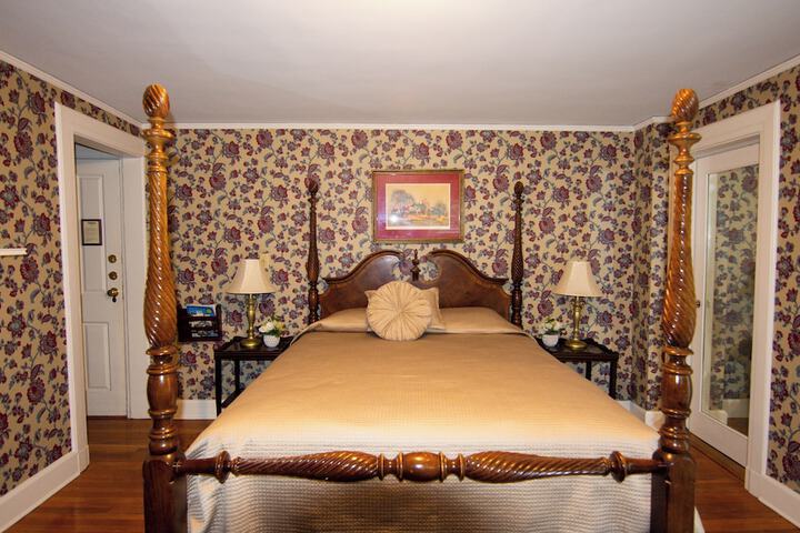 Room 98 of 142