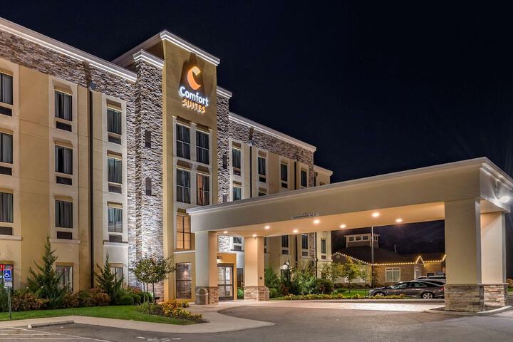 Hotel 7 of 32