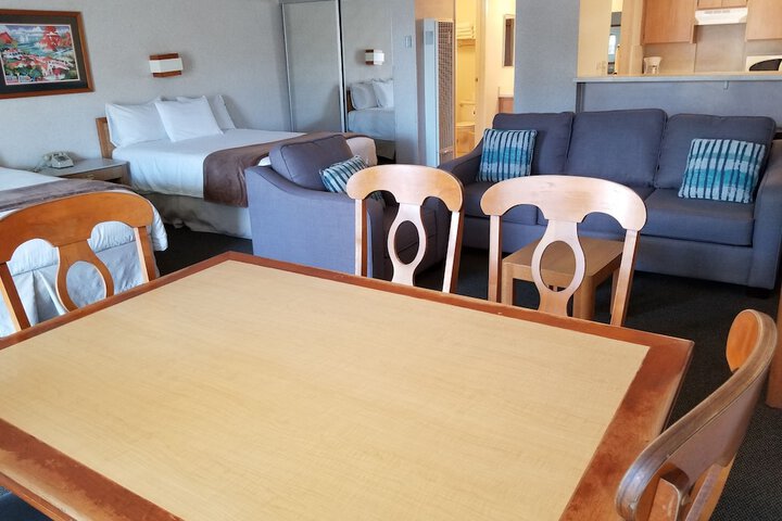 Room 157 of 229