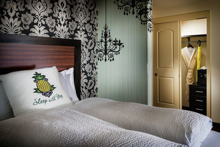Room 13 of 55