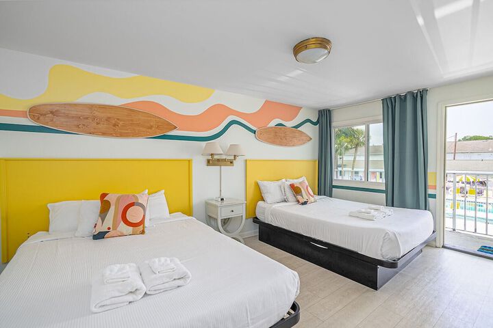 Royal Palms Motel