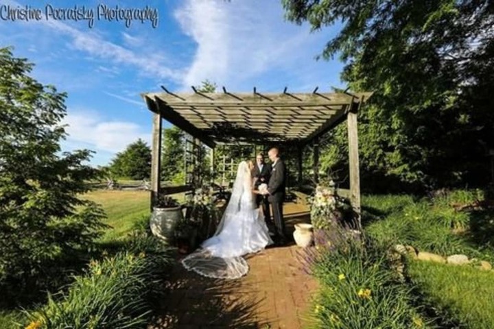 Deer Creek Winery at Watson Estate