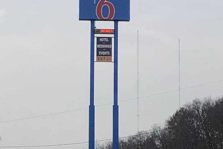 Motel 6 Shartlesville PA