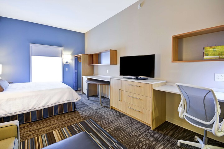Room 44 of 58