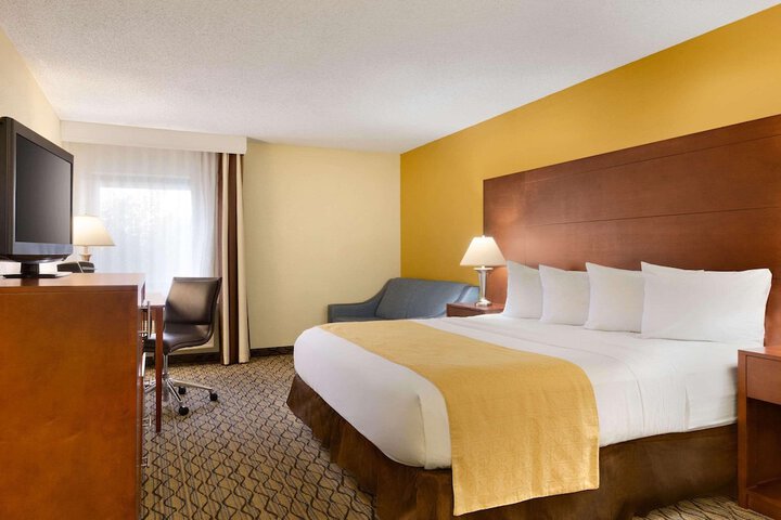 Room 15 of 24