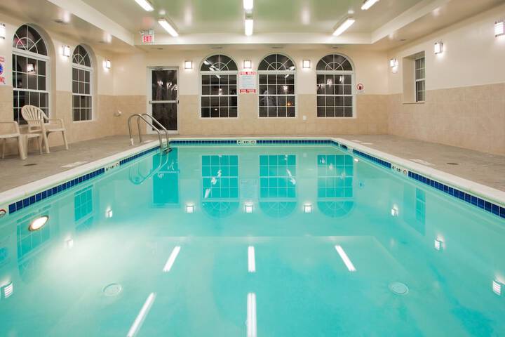 Pool 9 of 43