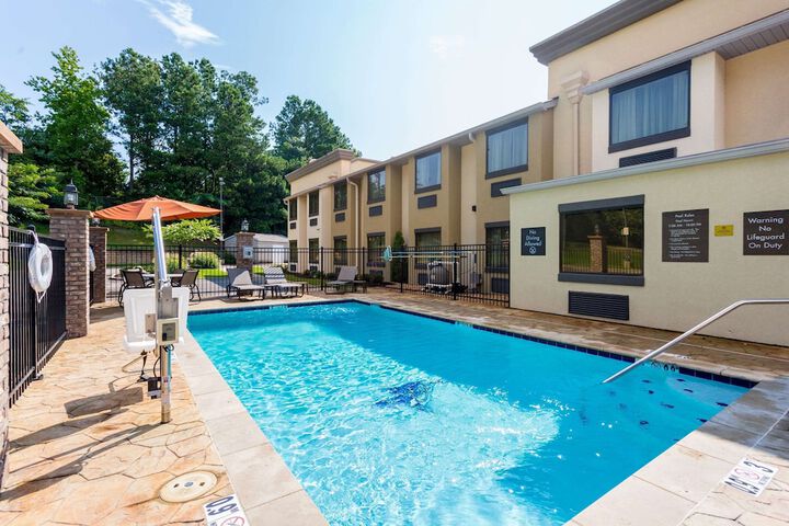 Pool 6 of 31