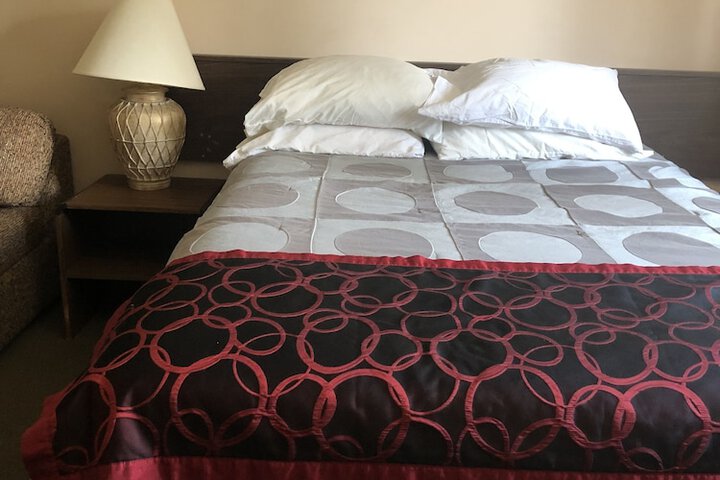 Room 23 of 38