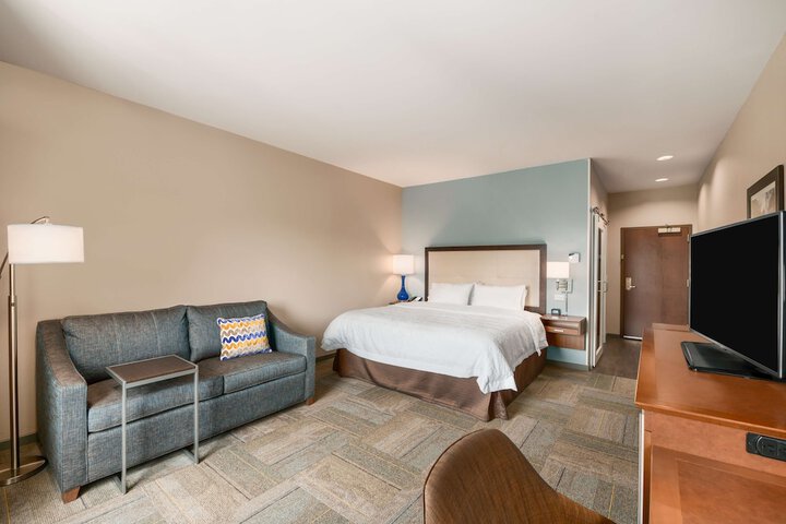 Room 22 of 32