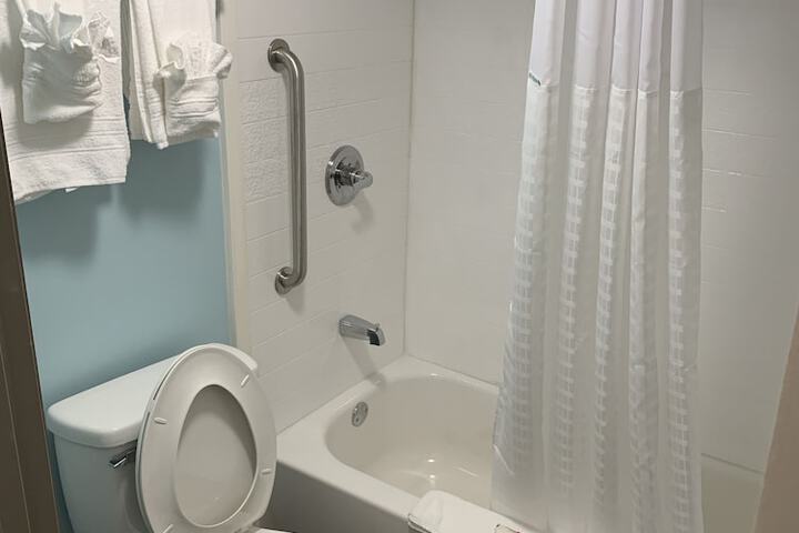 Days Inn by Wyndham Goldsboro