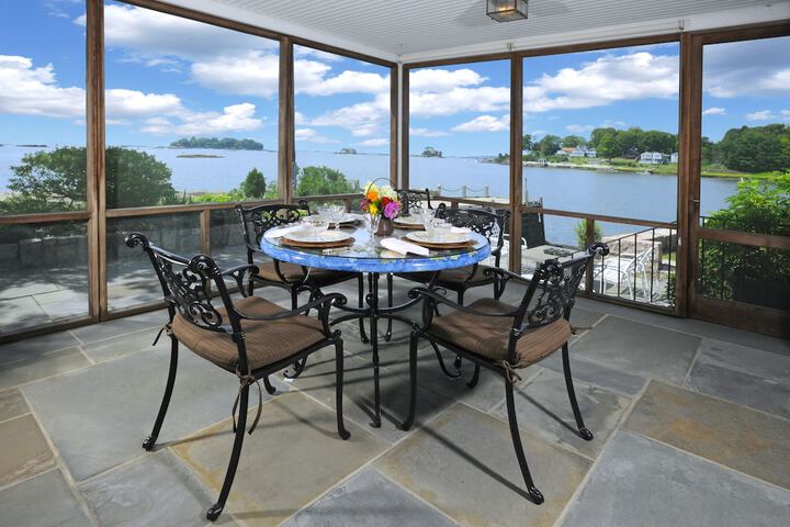 Terrace/Patio 19 of 24